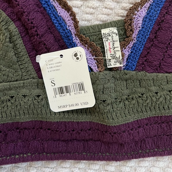 Crop Top - Picture 3 of 4